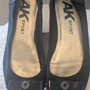 AK Sport Anne Klein Black Ballet Flats Comfort Slip On Work Office Classic Sz 9
